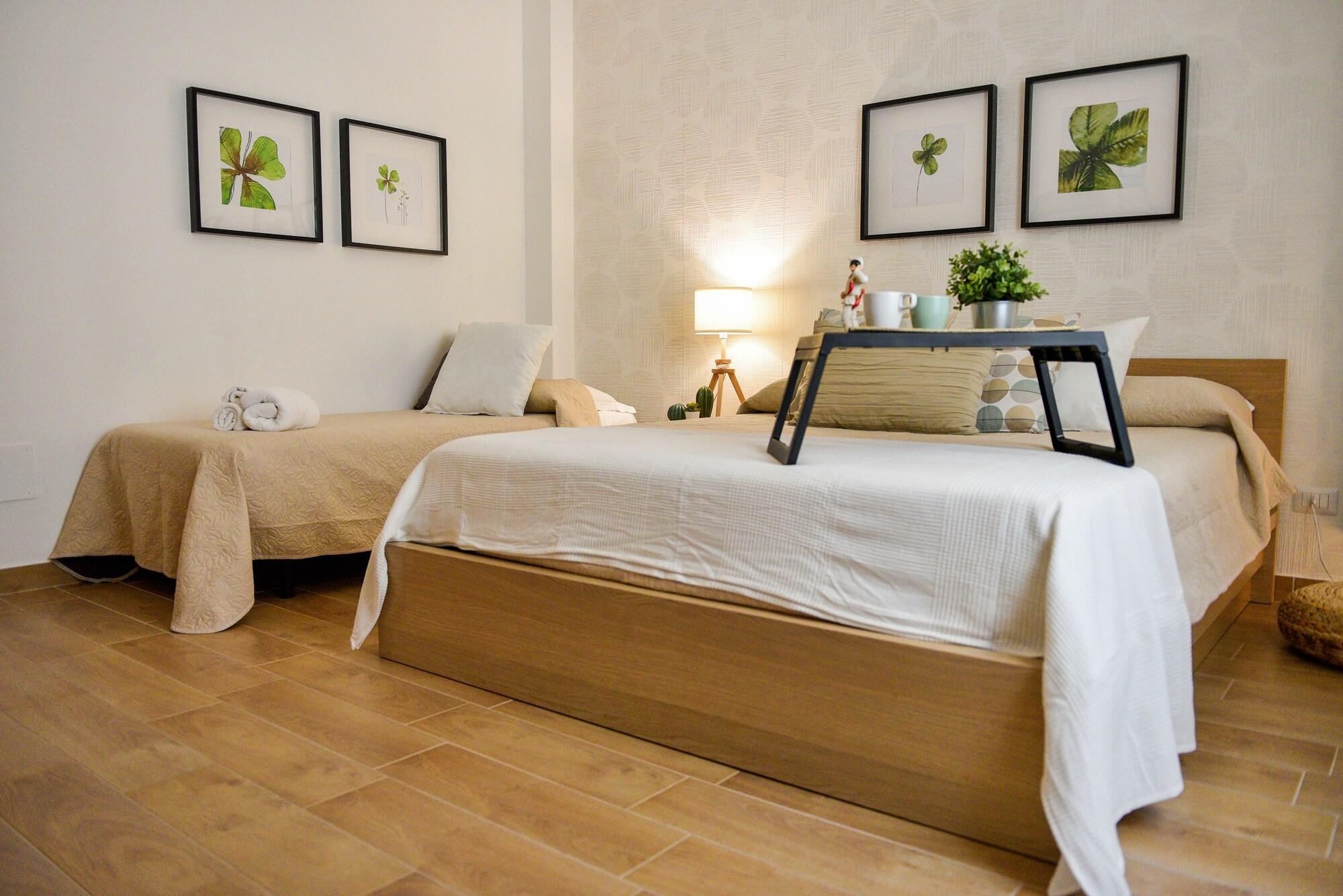 B&B Portafortuna Lucky Charm Salerno Luaran gambar