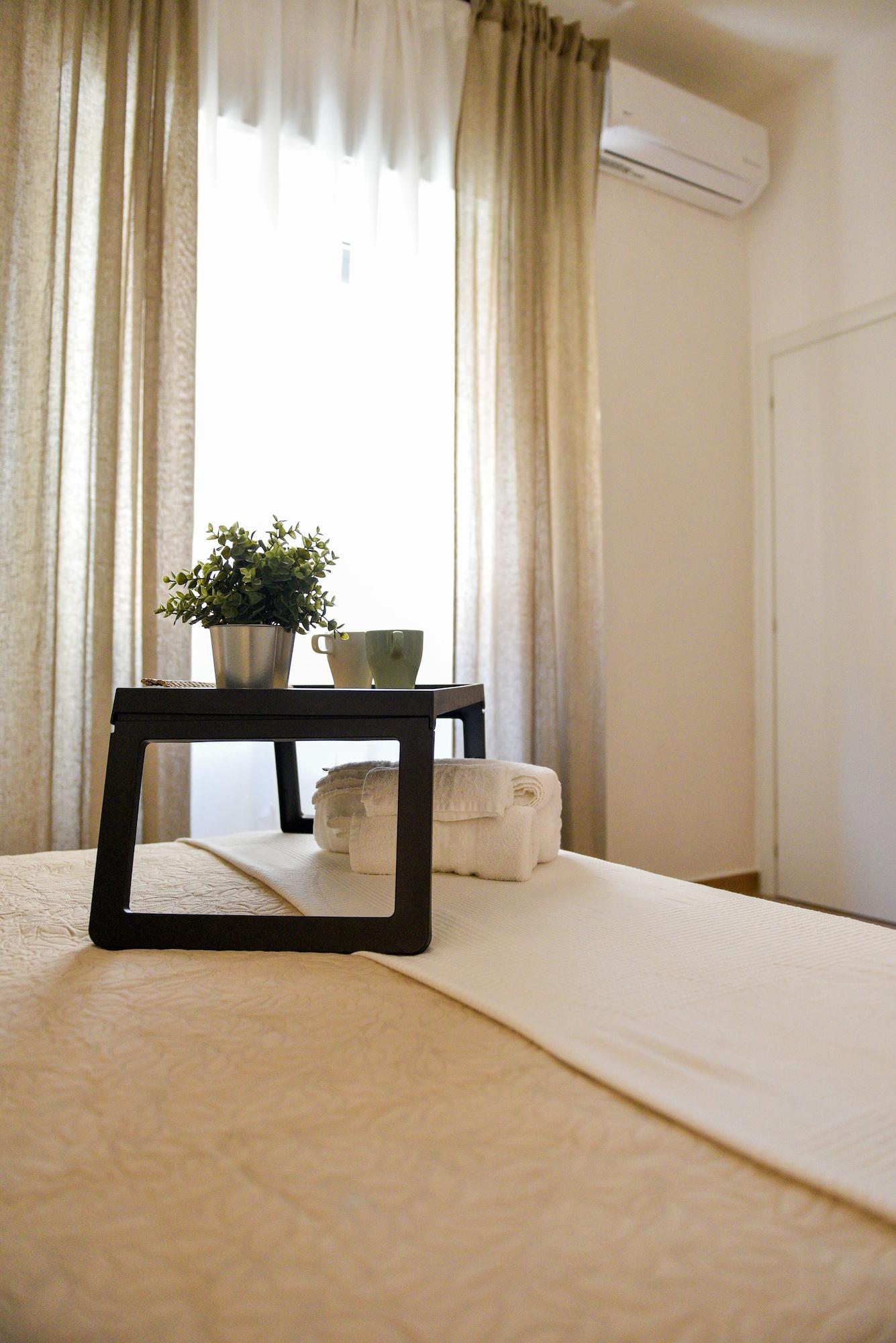 B&B Portafortuna Lucky Charm Salerno Luaran gambar